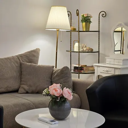 Bianco - In Centre 로비니