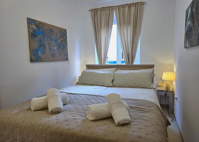 Bianco - In Centre * Ρόβινι