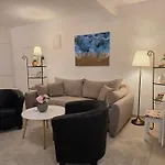 Bianco - In Centre شقة روفينج